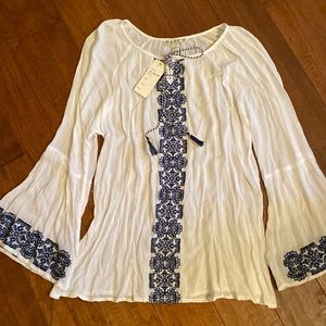 NWT Cute Options Gauzy Tunic Top Blue & White L